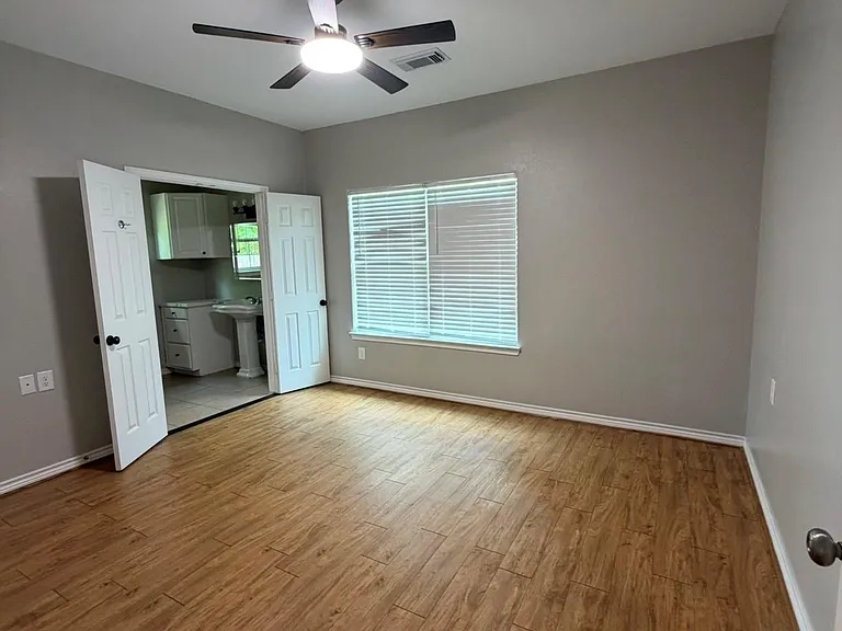 104 Longstreet Rd #2 — Photo 9