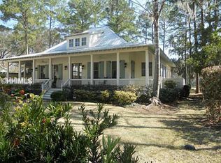 9 Colonel Hazzard Rd, Bluffton, SC 29909