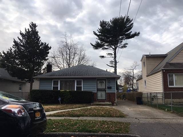 2nd image of 58 Dorlon St