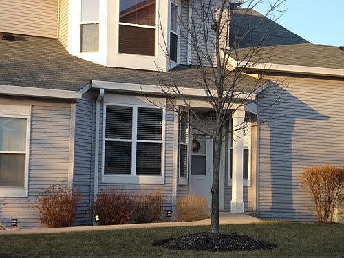 1st image of 135 Woodland Cir