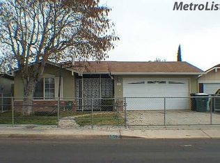 1012 Pine Tree Ln, Modesto, CA 95351