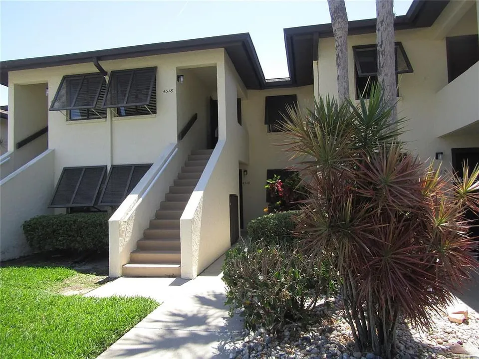 4516 Longwater Chase #29