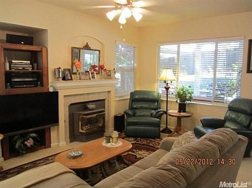 4th image of 120 Loughridge Way