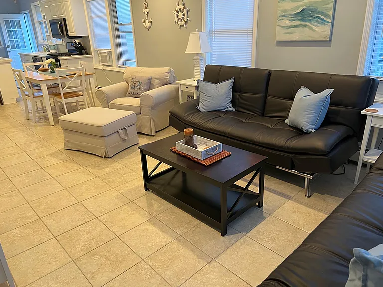 1354 Simpson Ave #1 — Photo 22