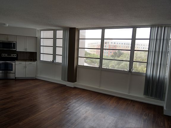 5th image of 470 3rd St S #415