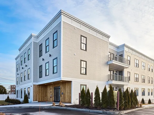 105 Sea St #105, Quincy, MA 02169