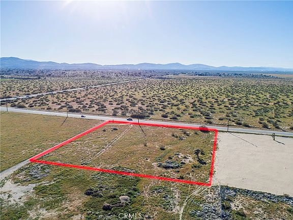 3rd image of LOT 6 37