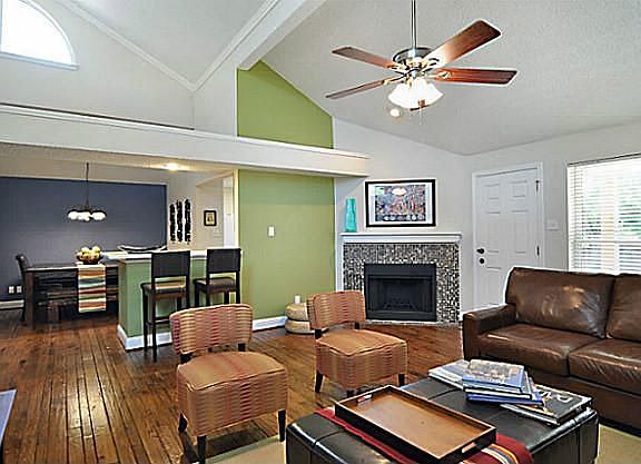 3rd image of 6801 Arthur Ct