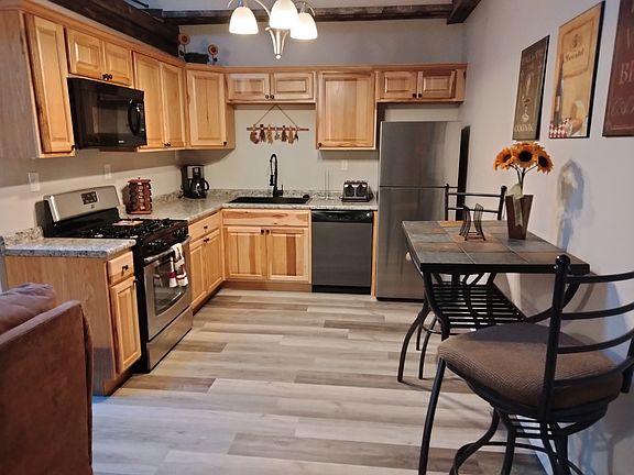 2nd image of 2632 E Main St