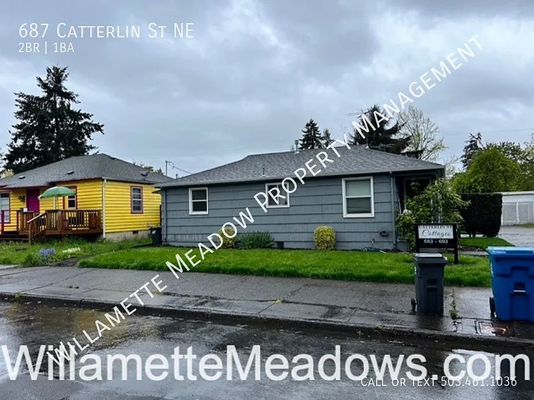687 Catterlin Ave NE — Photo 2