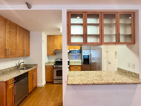 40-22 College Point Boulevard image 10 of 26