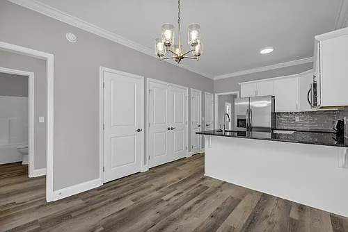 176 Hogan Heights Dr #8 Photo 1