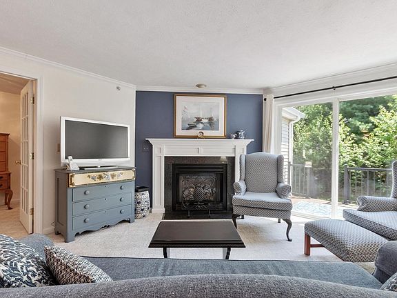 5th image of 197 Bridle Cross Rd Unit 197