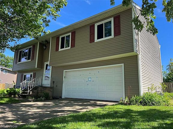 2nd image of 4060 Tudor Ave