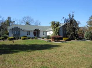 1 Vantage Dr, Flemington, NJ 08822