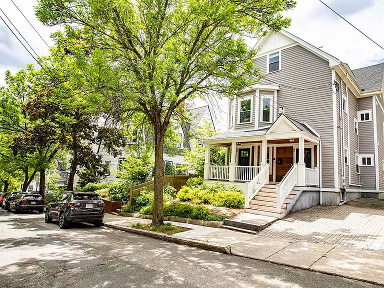 40 Harvard St #A — Photo 18