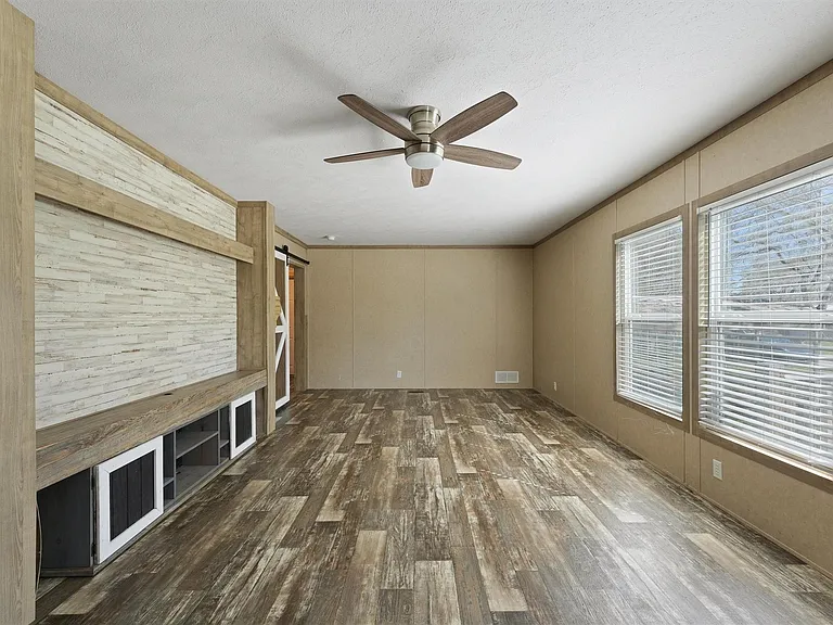 11744 Padok Rd — Photo 8