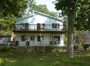 9440 Edwin Markham Dr, Brooklyn, MI 49230