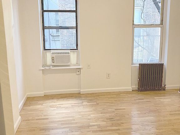 5th image of 454 W 36th St #3E