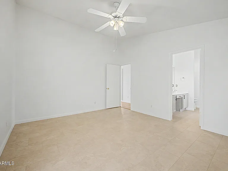 4626 E Charleston Ave — Photo 14