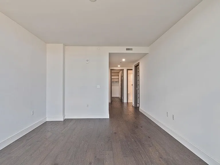 8701 Churchill Rd #502 — Photo 9