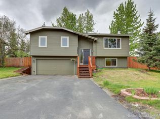 16636 Riddell Cir, Eagle River, AK 99577