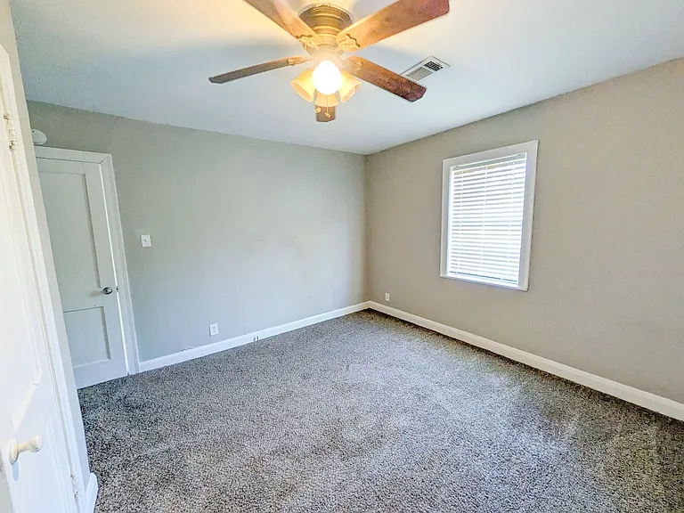 290 Hebert St — Photo 9