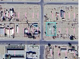 102 E 4th St, Niland, CA 92257