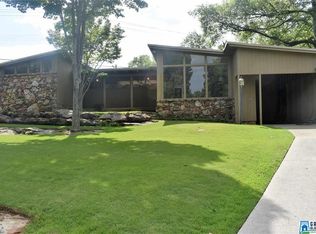 617 Eastwood Pl, Vestavia Hills, AL 35216