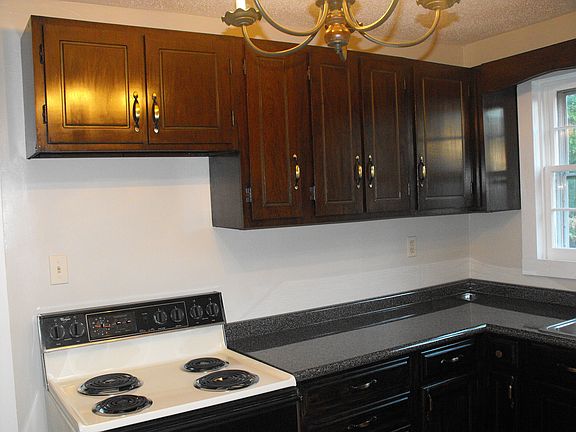 5th image of 5008 Starbuck Ln