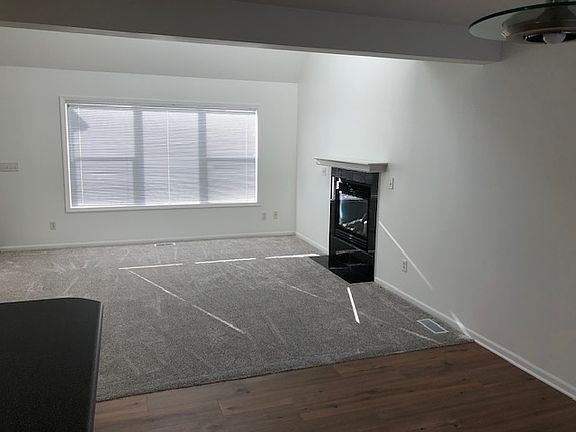 4th image of 14843 Timber Ln