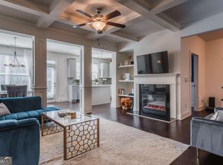 558 Arbor Crowne Dr, Lawrenceville, GA 30045