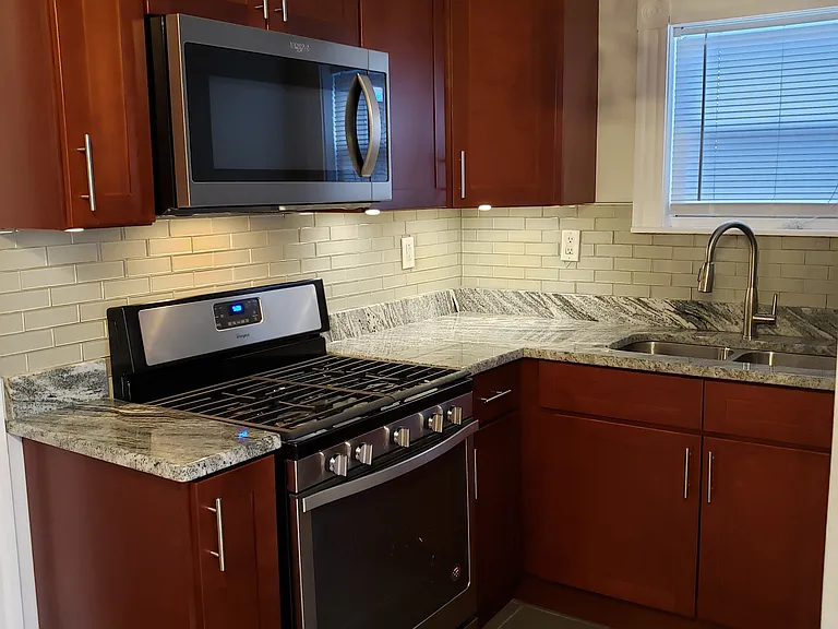 263 Prospect St #1 — Photo 5