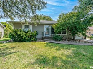 314 7th Ave E, Andalusia, IL 61232