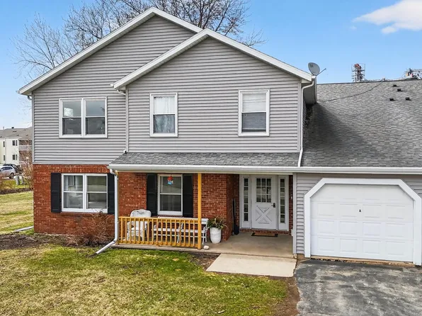 570 N Douglas St Unit A, Ripon, WI 54971