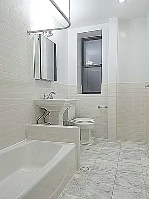 Rented by City Connections Realty | media 44