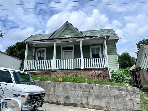 238 W Thomas St, Danville, VA 24540