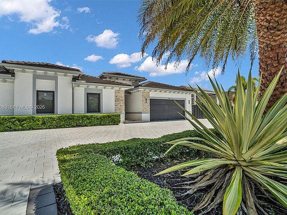 3rd image of 21301 SW 132nd Ct
