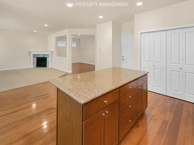 717 170th Pl SW — Photo 6