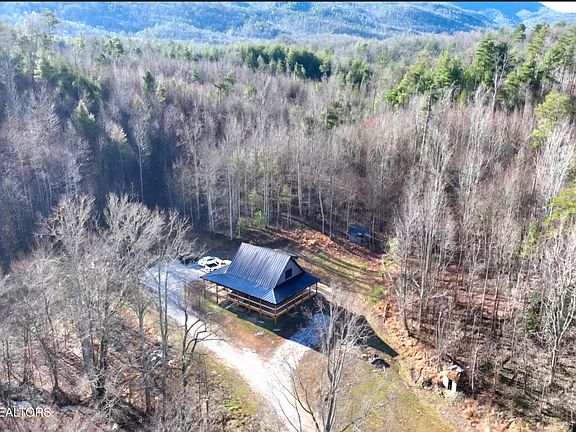 2nd image of 248 Lower Smithfield Rd