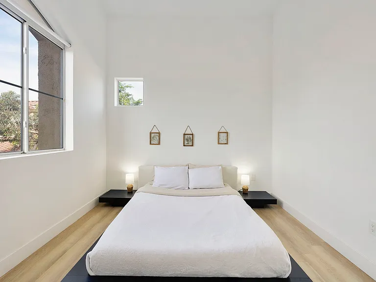 Guest Bedroom with Queen Bed