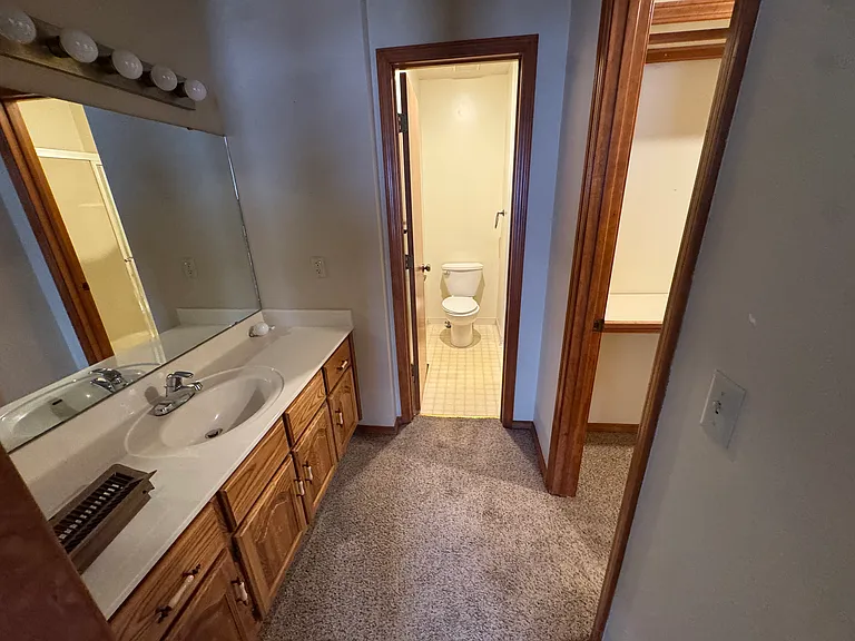 3485 S Kickapoo Ave — Photo 11