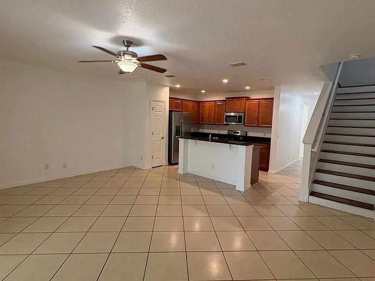 2875 Sunstone Dr — Photo 5
