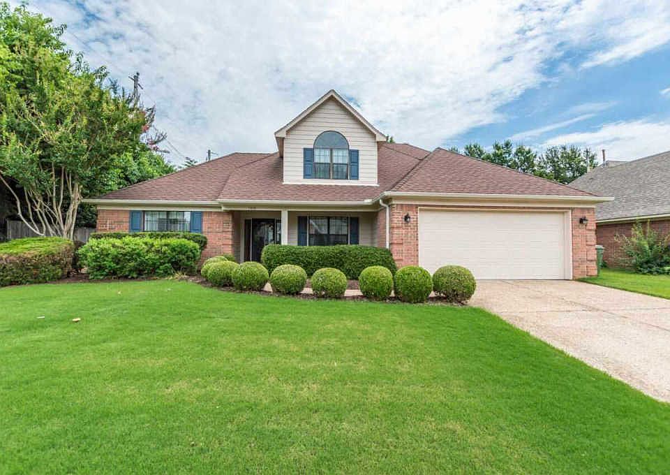 1st image of 700 Sunshine Dr