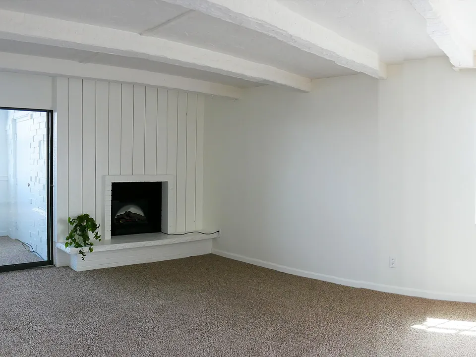 7255 E Quincy Ave #401