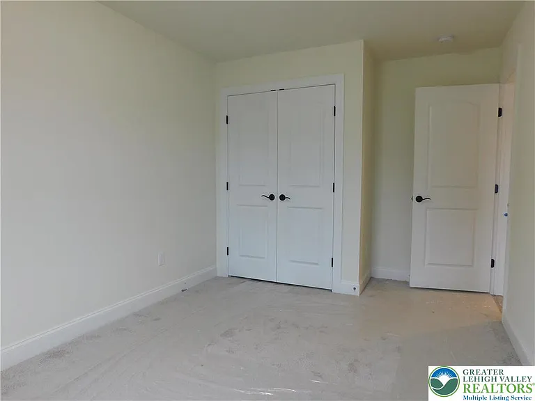 1549 Burkhardt St #C — Photo 25