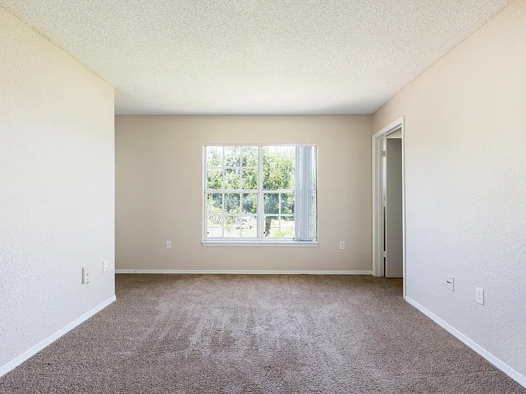 Pemberly Palms Apartment Homes — Photo 26