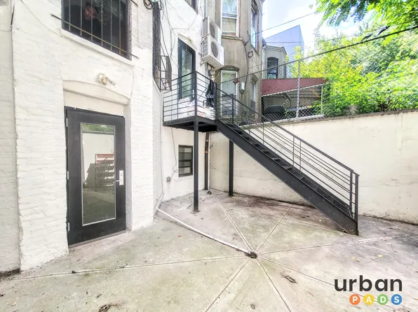 1487 Sterling Place image 3 of 11