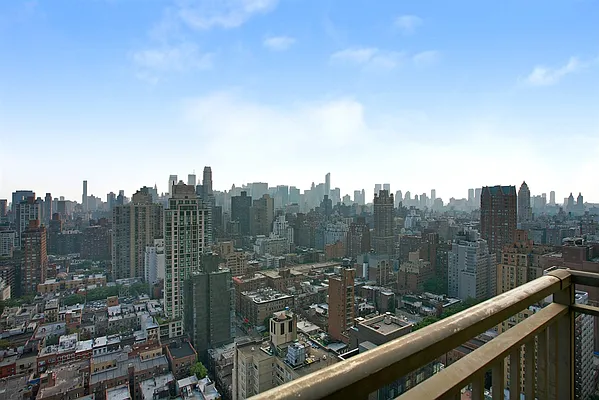 Rented by Corcoran | media 10