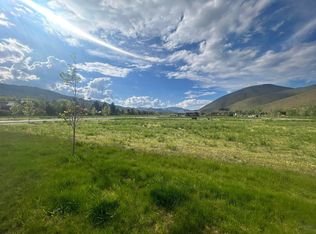 100 Sunbeam St, Hailey, ID 83333